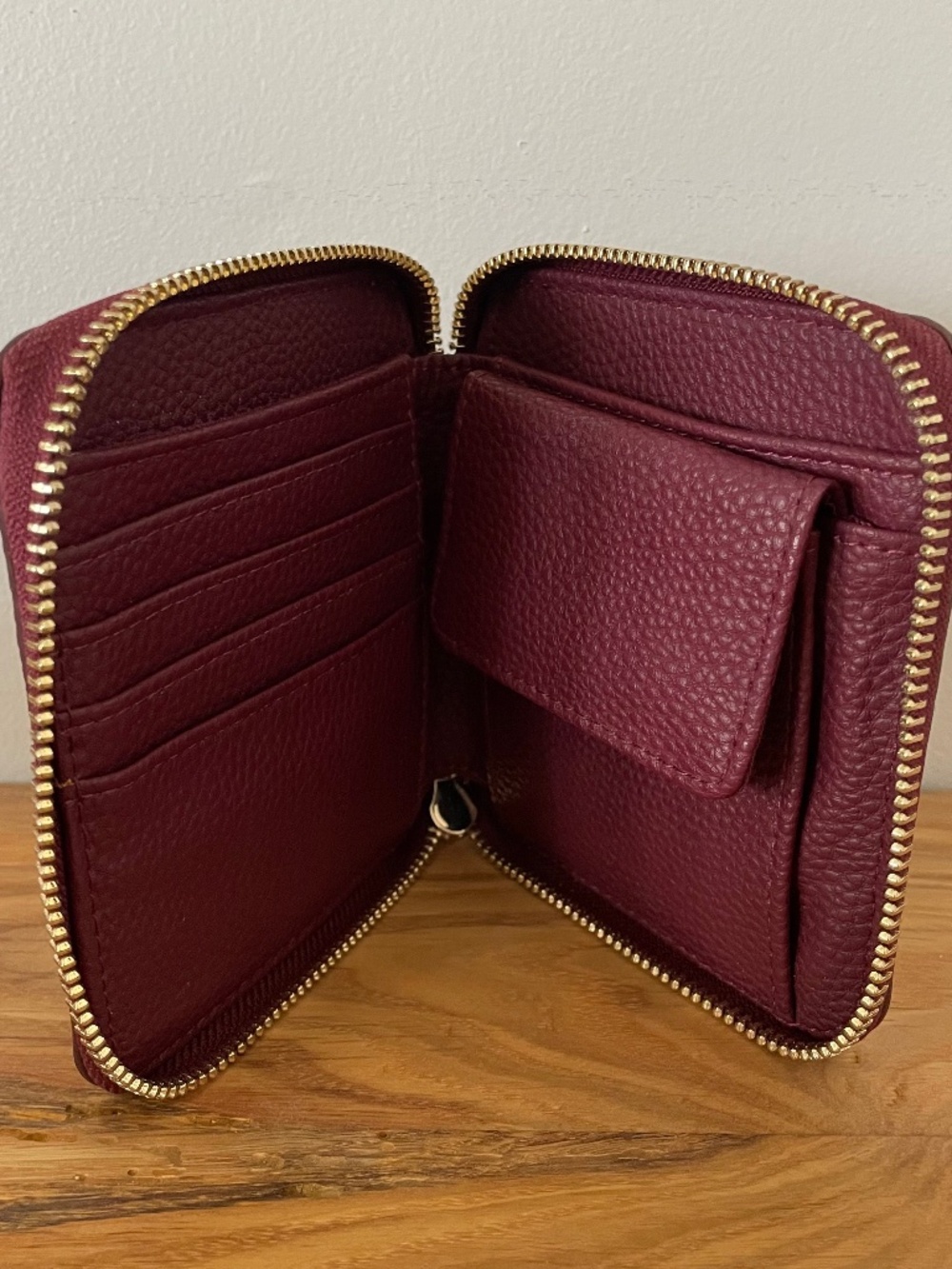 Love & Lore Indigo Wallet Square Zipper Maroon Compact Small Like New